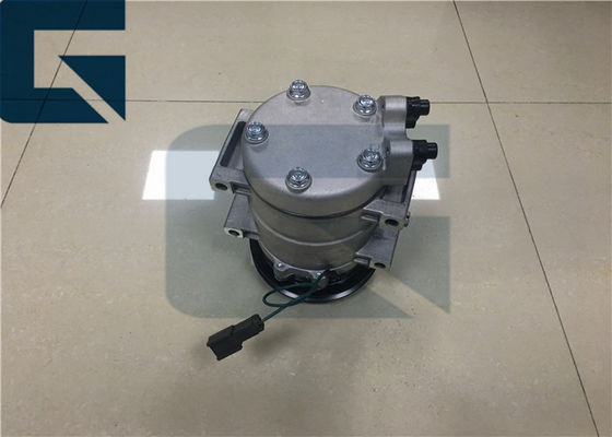 4425700 Air Conditioning Compressor For Excavator ZX200 ZX240